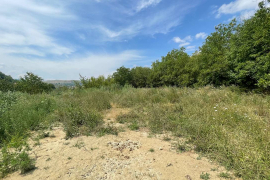 Идеальный участок под строительство дома или гостиницы!